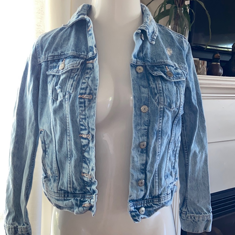 Destructed Denim Jean Jacket XS Old Navy